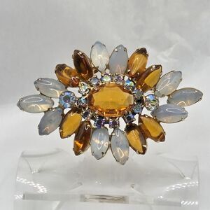 Vintage Amber White Moonglow Floral  Spray Brooch Gold Tone 3 in. Unsigned